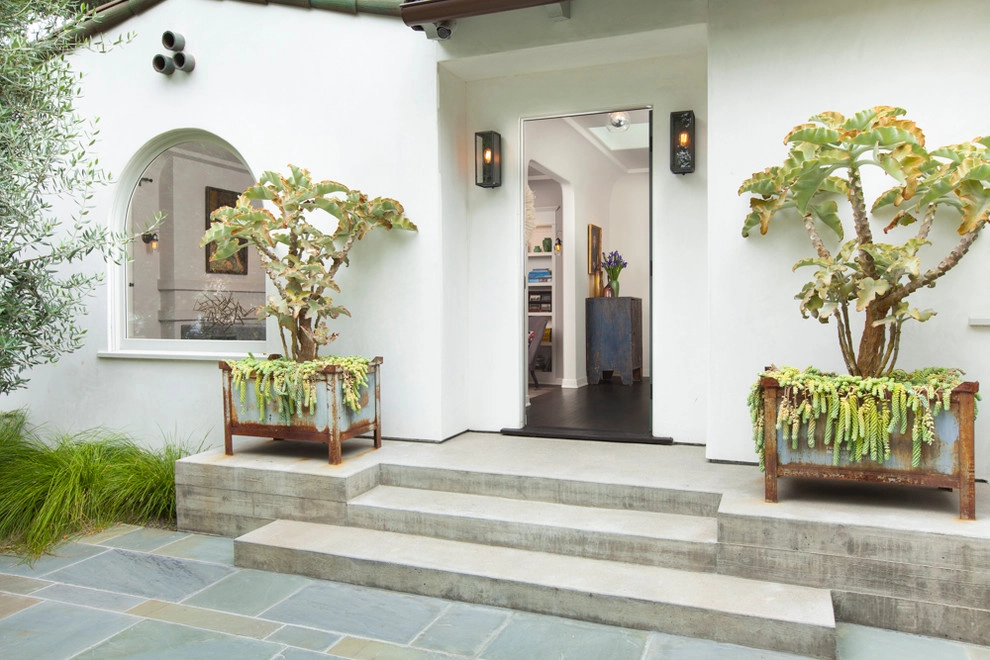 Spanish Bungalow by Lisa Gimmy Landscape Architecture - Photo 13