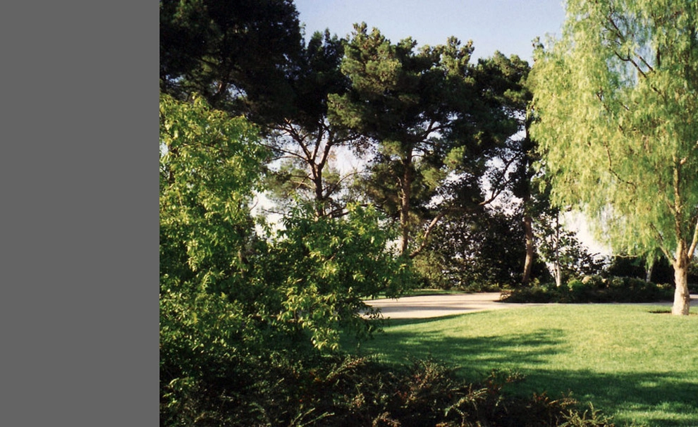 Craftsman Estate by Lisa Gimmy Landscape Architecture - Photo 3