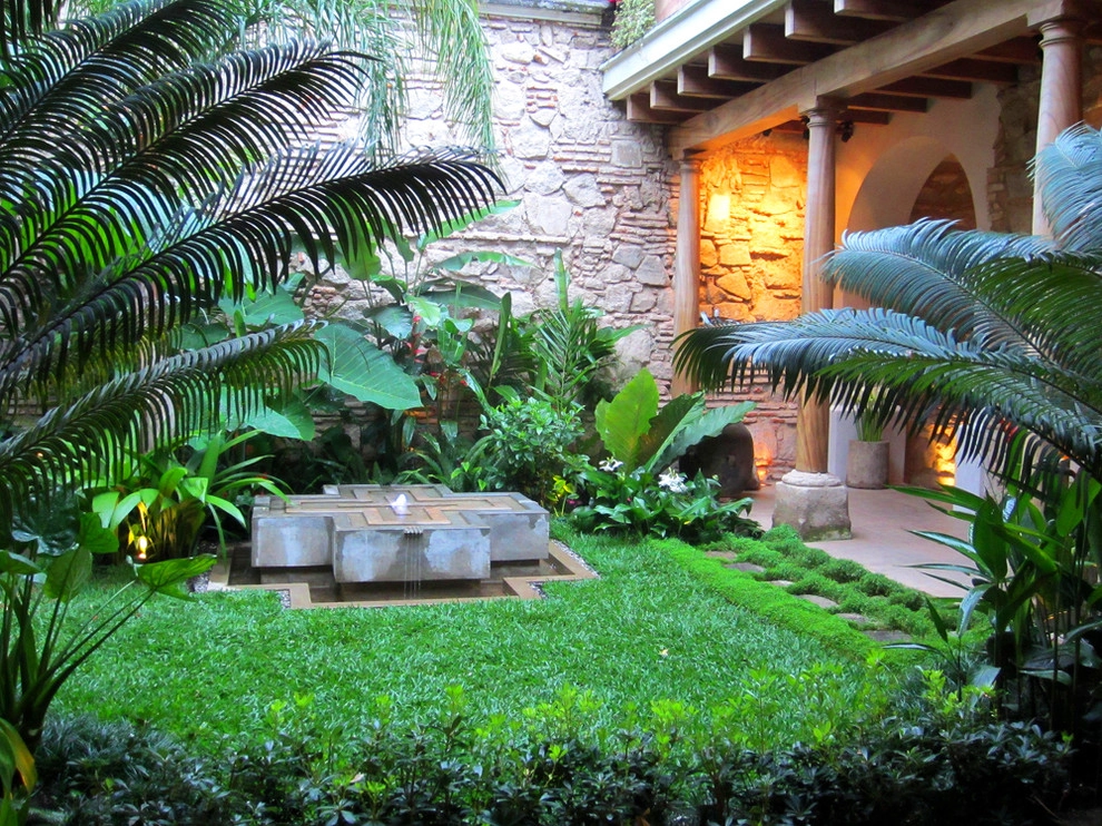 Courtyard in Antigua by Lisa Gimmy Landscape Architecture - Photo 5