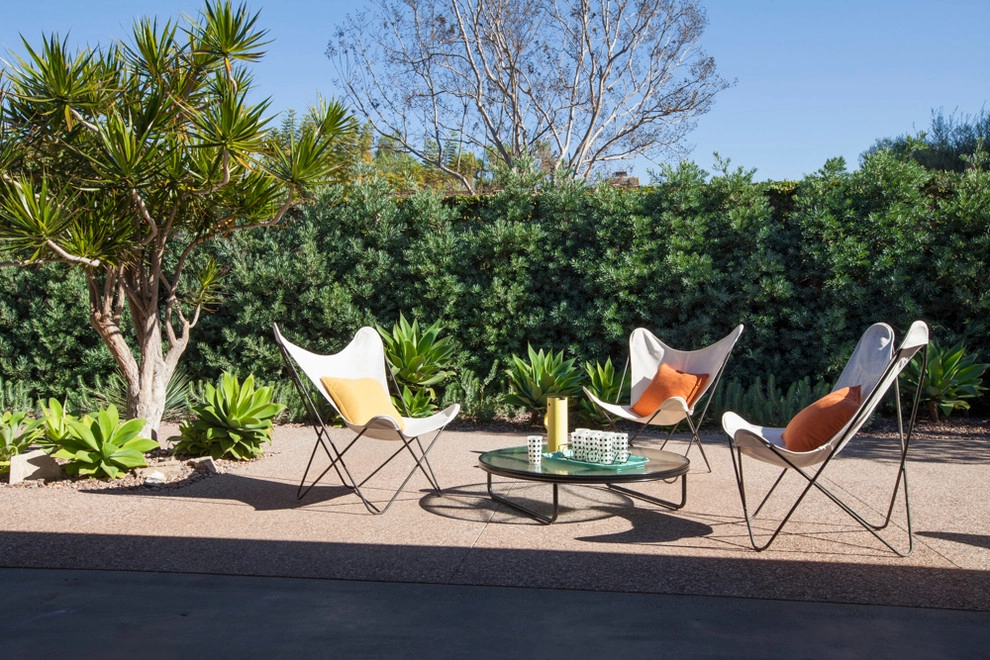 Neutra: Hafley House by Lisa Gimmy Landscape Architecture - Photo 3
