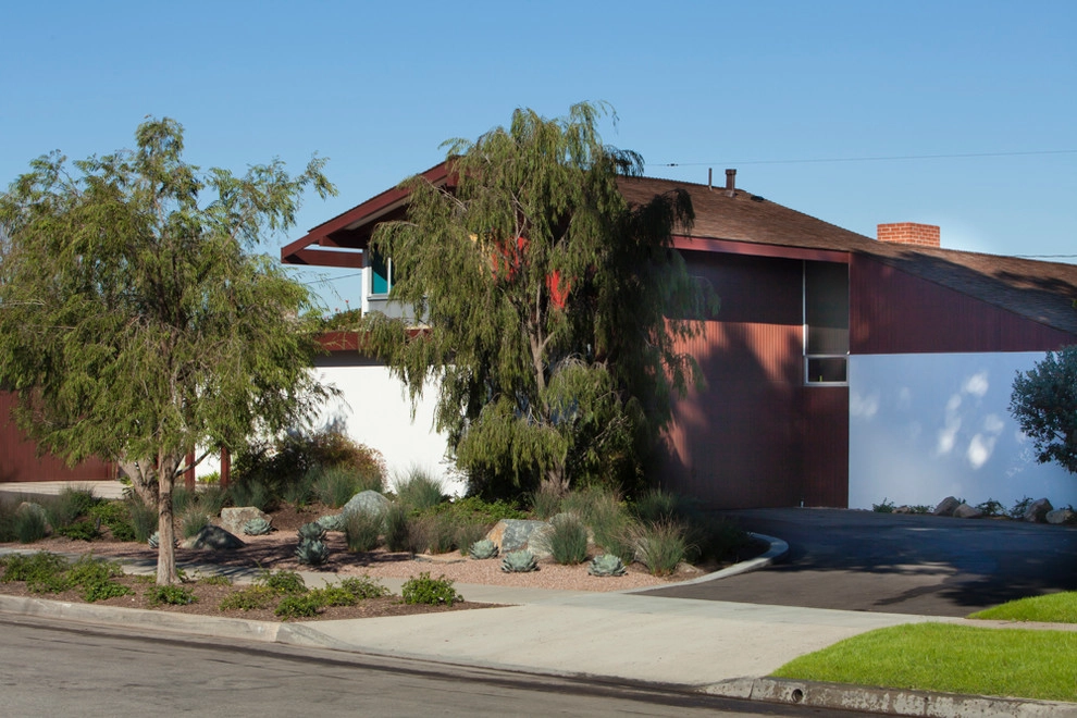 Neutra: Hafley House by Lisa Gimmy Landscape Architecture - Photo 2