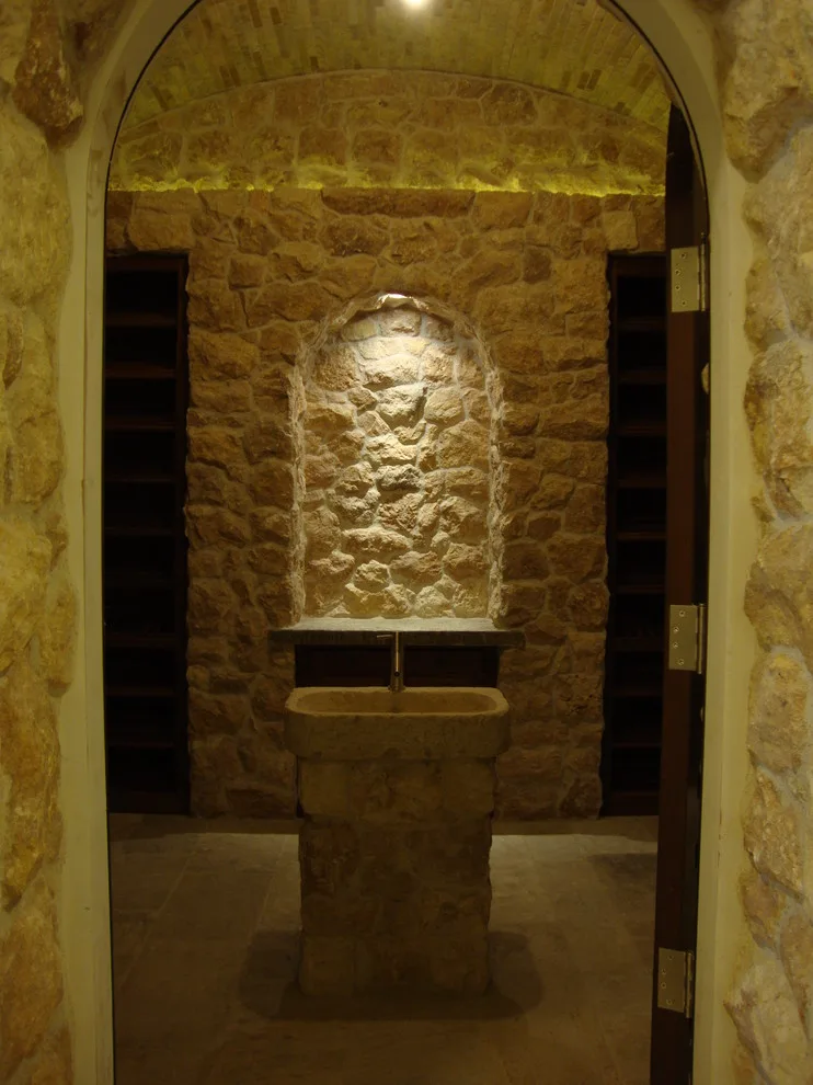 Prize-Winning Wine Cellars by Neolithic Materials - Photo 13