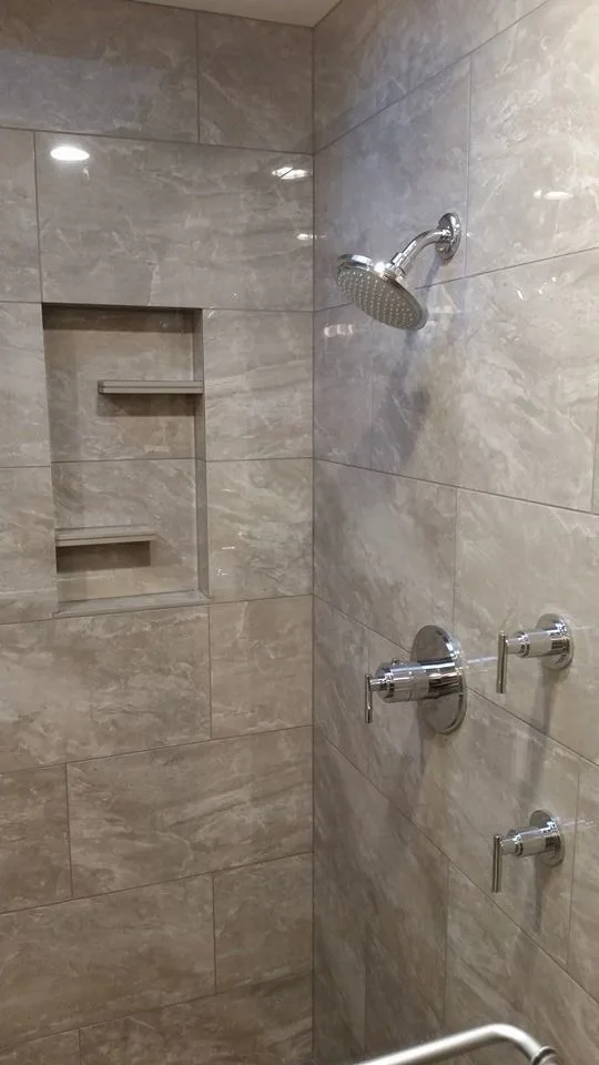 Two contemporary showers by Progressive Interiors, LLC - Photo 2