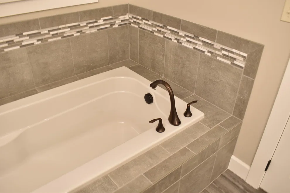 Aspen Creek Salmon by Quality Floors & Interiors - Photo 6
