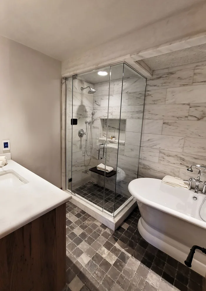 Items by Exact Tile - Photo 4
