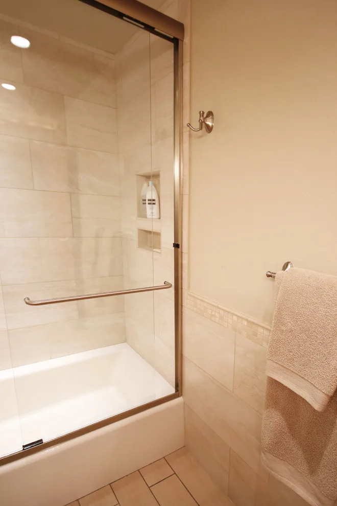 Chandler - Classic Design Bathroom by The Masonry Center, Inc. - Photo 2
