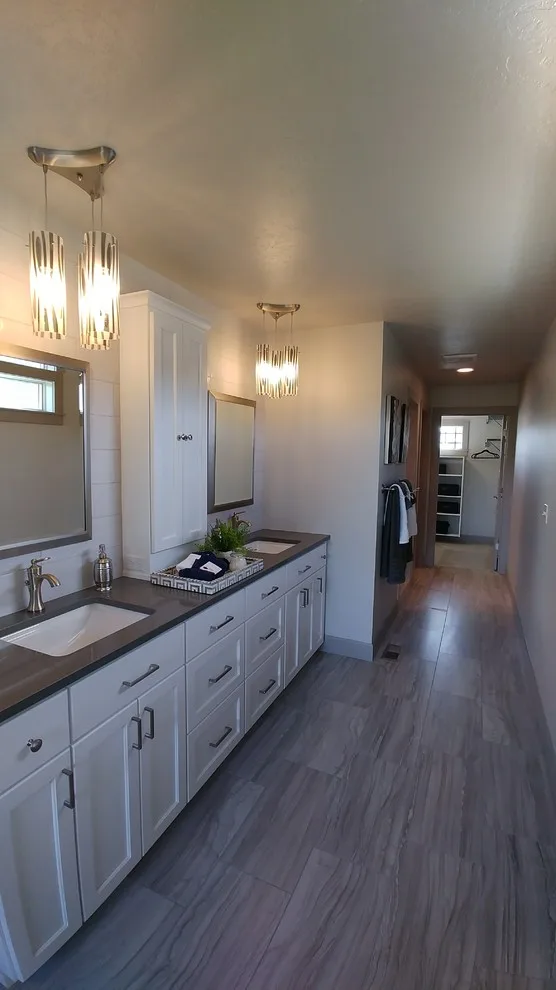 Quality Floors & Interiors - Photo 3