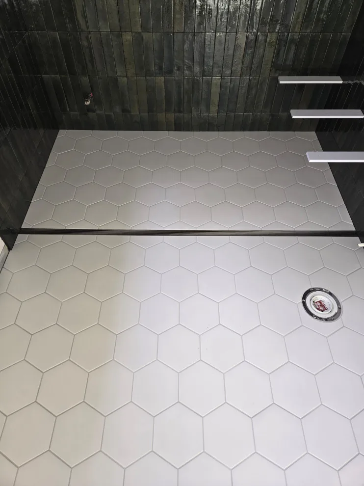 Fox Point Bath and Floor by Heinrichs Custom Tile And Stone - Photo 2