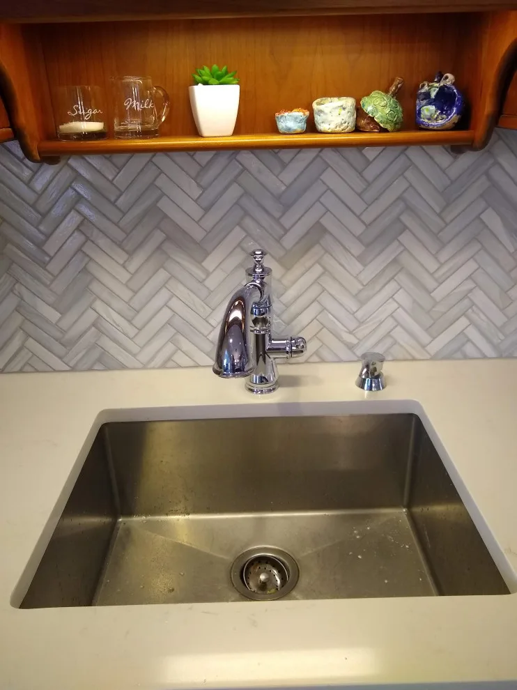 Herringbone Glass by VersaTile Interiors - Photo 6