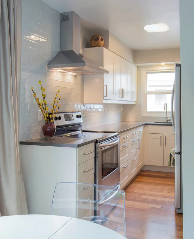 Kitchen Glass Installations by TileBuys - Photo 43