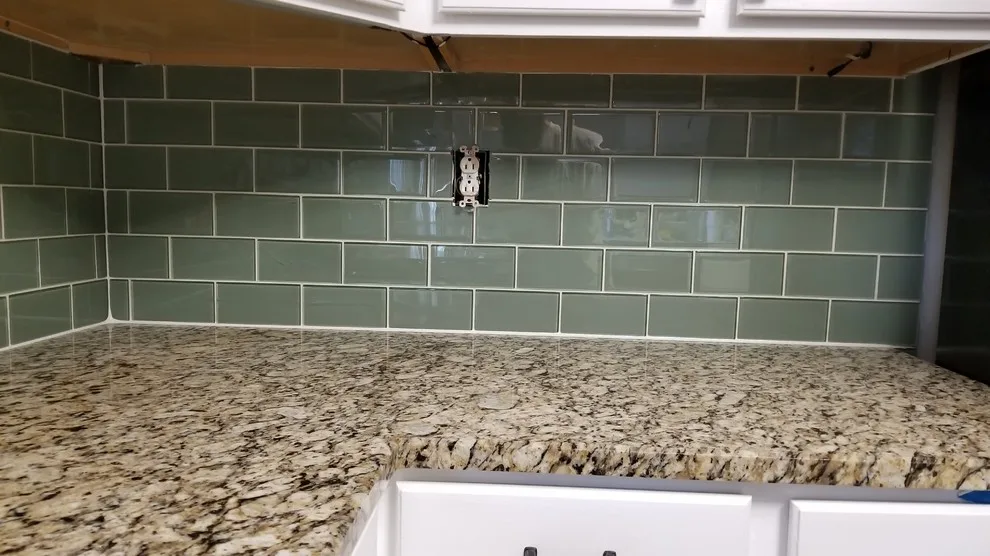 Transparent subway tile backsplash by Tumbled Creations LLC - Photo 4