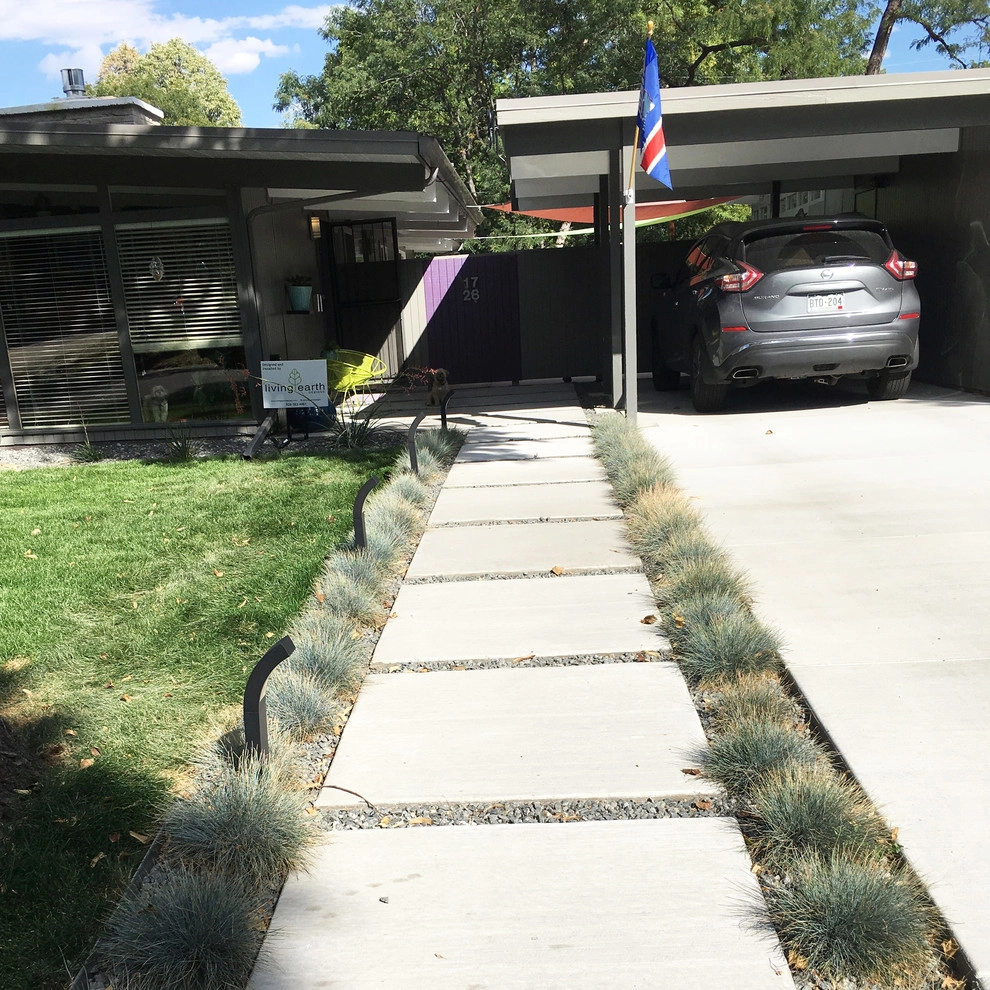 Mid Century Modern Front Yard by Living Earth Designs - Photo 4