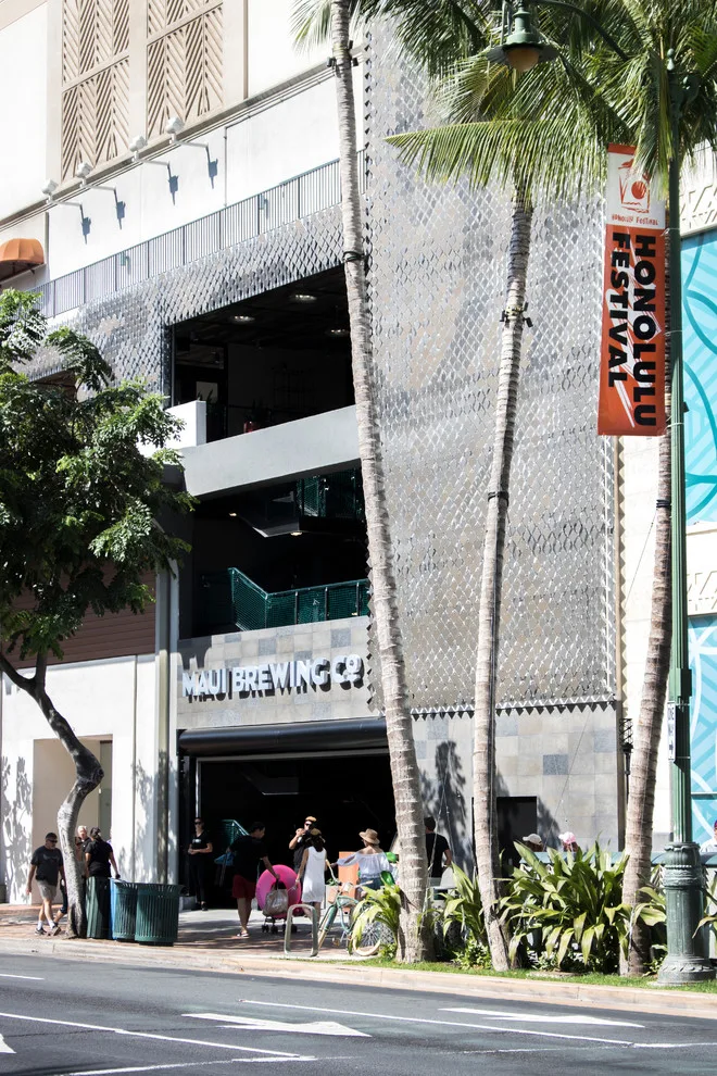 Waikiki Maui Brewing Company by Bella Pietra Design - Photo 11