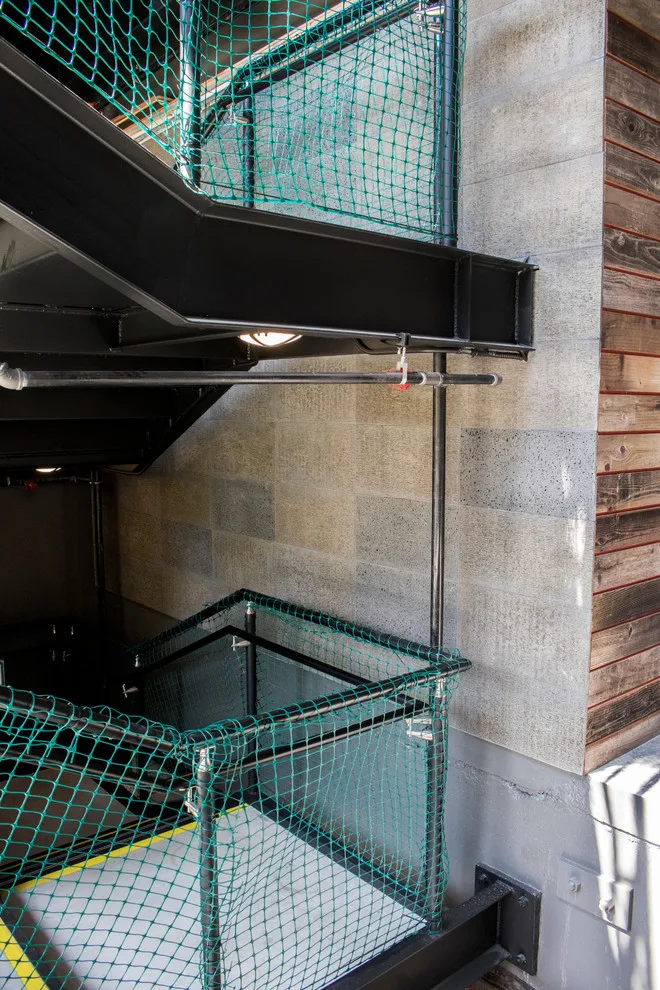 Waikiki Maui Brewing Company by Bella Pietra Design - Photo 12