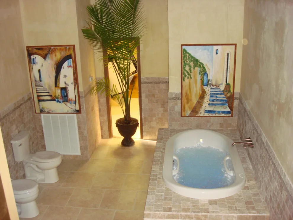 Frye Tile & Exterior Coating - Photo 4