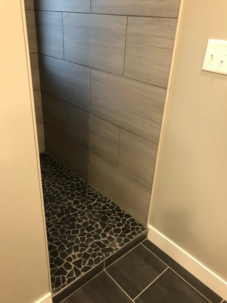 Norfolk, NE New Residence by Man N Mountain-Tile & Stone - Photo 6