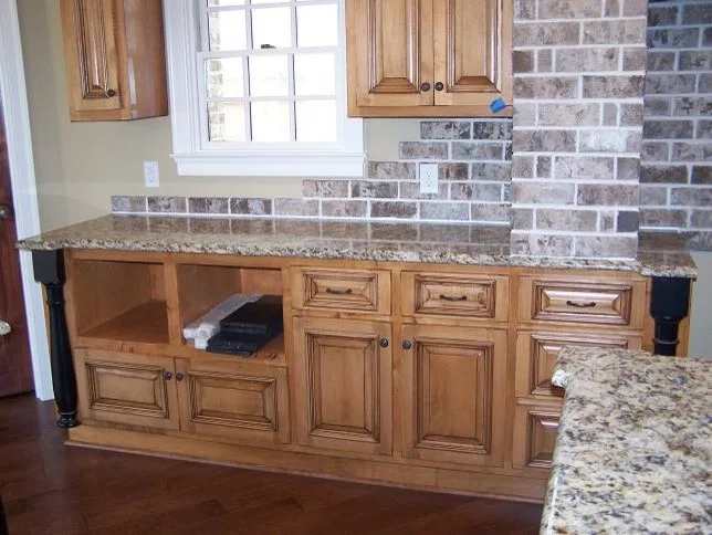 Custom Stone - Photo 2