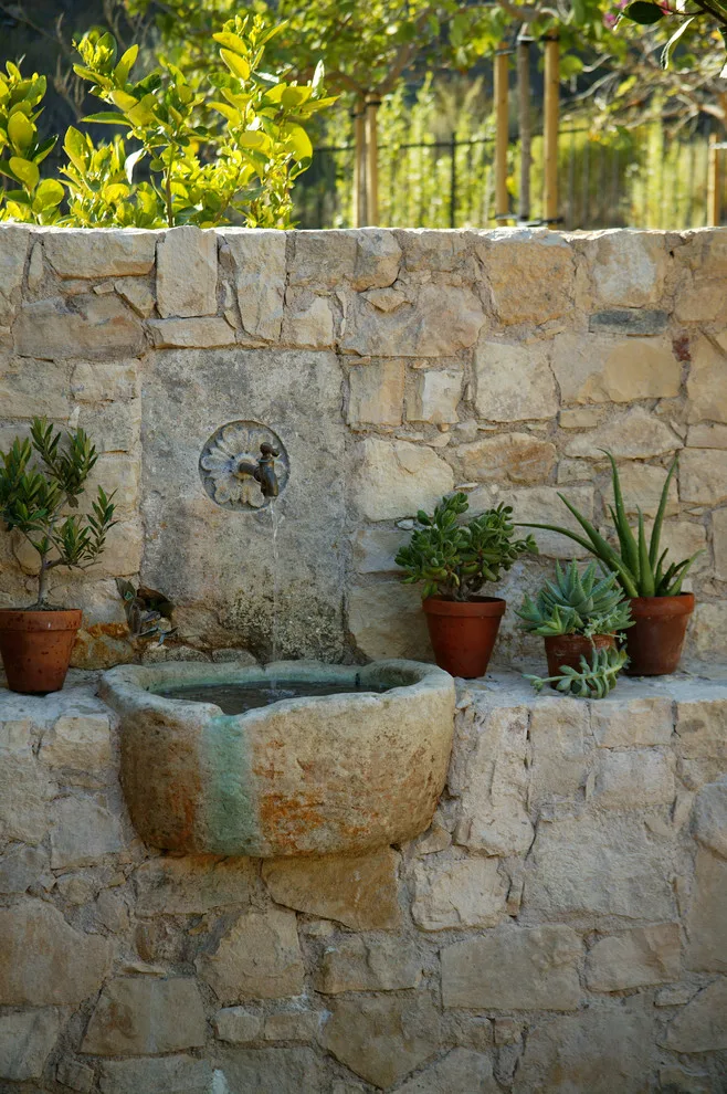 Exterior Spaces by Neolithic Materials - Photo 15