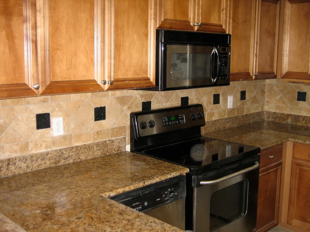 Showcase by Seven Golden Floors Inc. - Photo 14