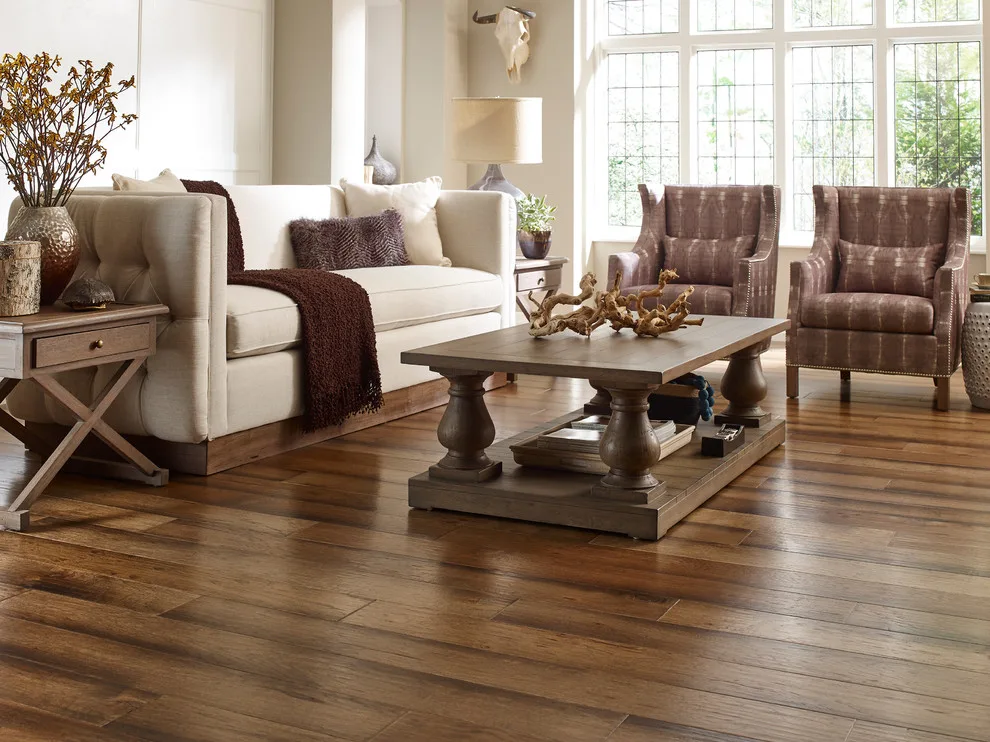 Colonial Interiors Paint & Floor Covering - Photo 13
