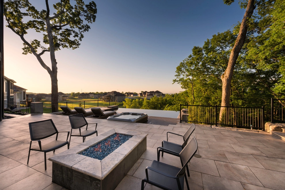 Riverside Infinity - Kansas City by Lorax Design Group - Photo 2