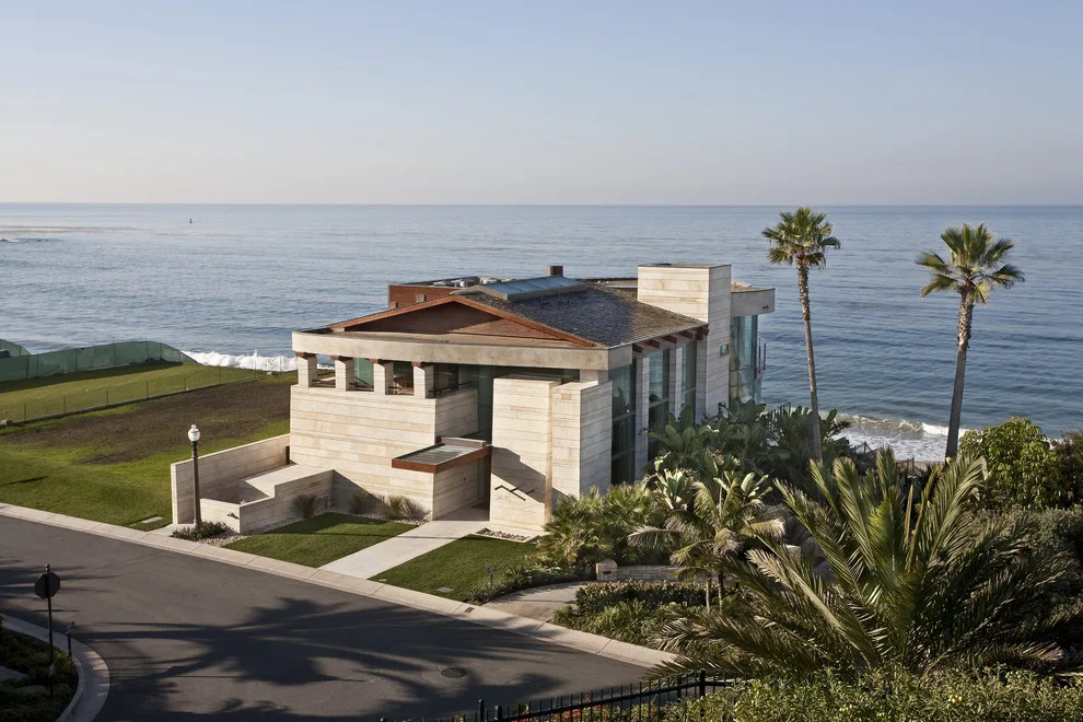The Strand Community Center, Dana Point, CA by Neolithic Materials - Photo 15