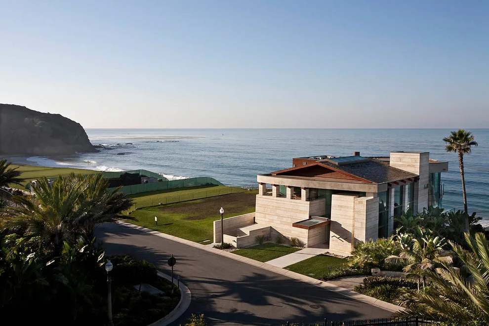 The Strand Community Center, Dana Point, CA by Neolithic Materials - Photo 10
