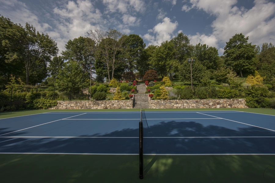 Hillside Retreat by Louis Fusco Landscape Architects - Photo 11