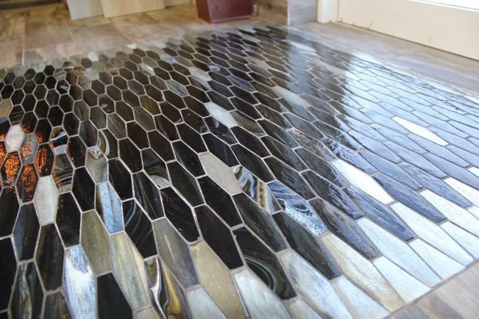 Salazar Tile And Remodeling, LLC - Photo 13