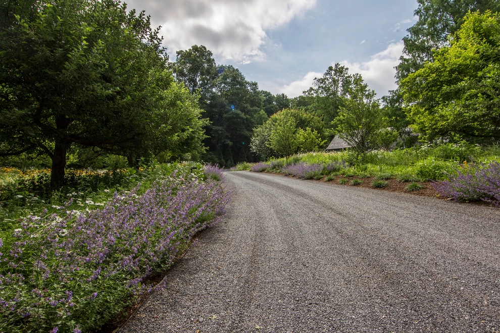 Back Country Sanctuary by Louis Fusco Landscape Architects - Photo 6
