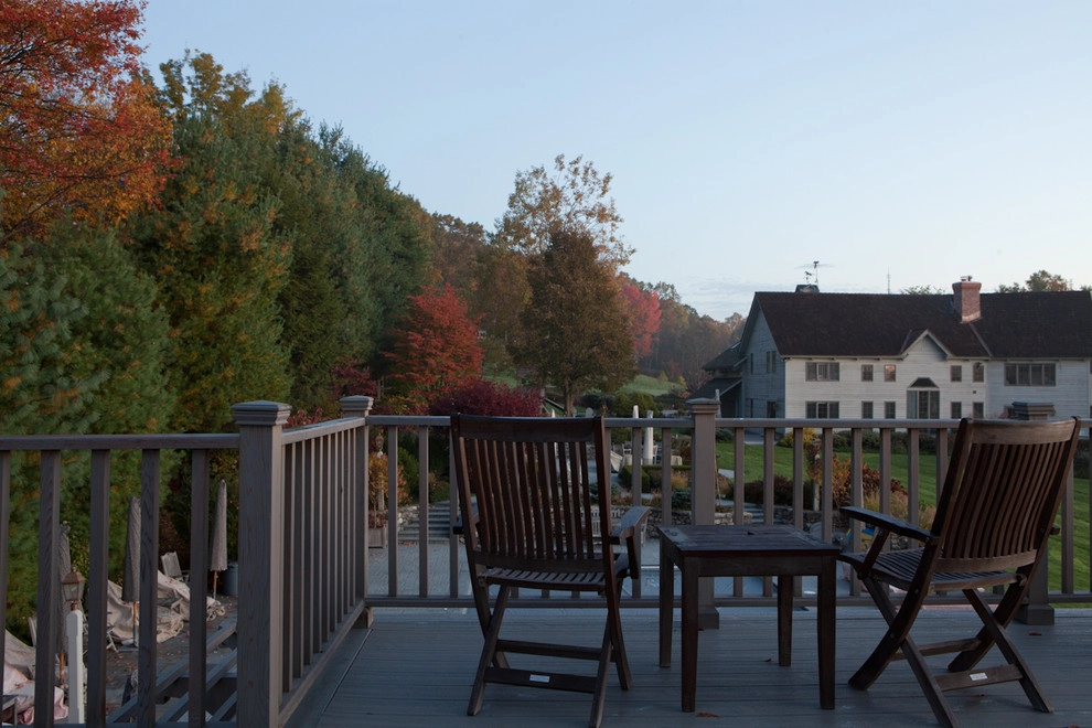 Hillside Retreat by Louis Fusco Landscape Architects - Photo 13