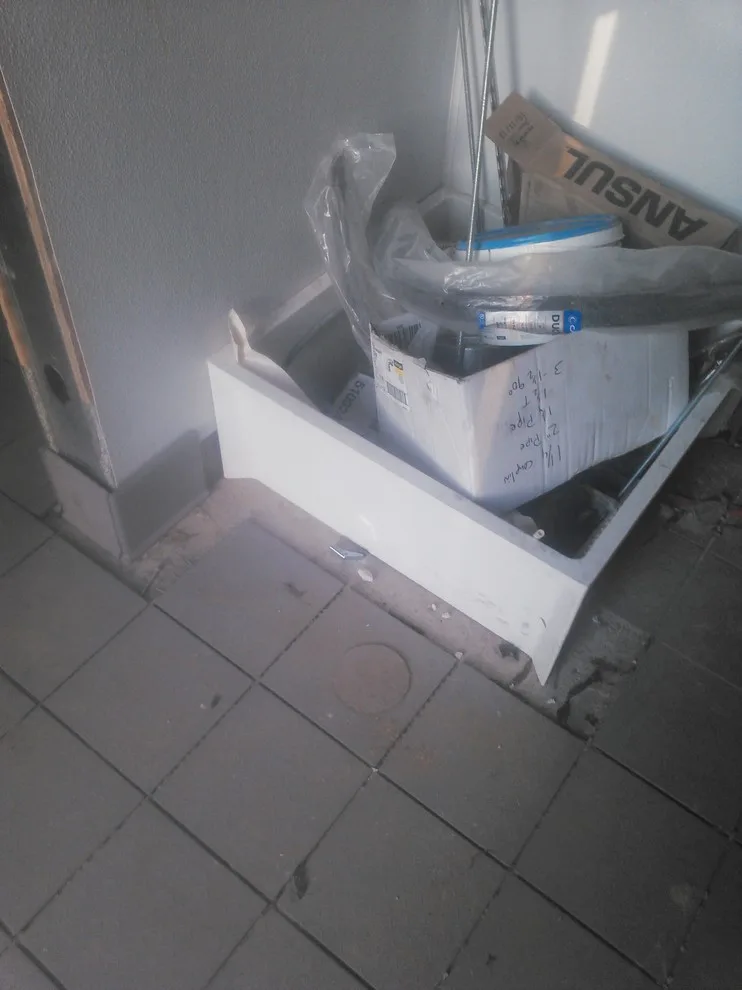 business restrooms, commercial endeavors by The Professionals - Photo 2