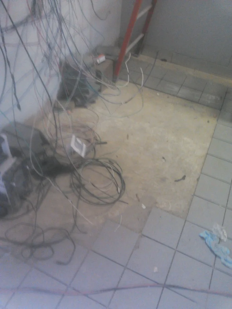 business restrooms, commercial endeavors by The Professionals - Photo 11
