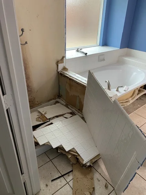 Quarter-Century Home, Master Bath Upgrade by Redoux, LLC. - Photo 16