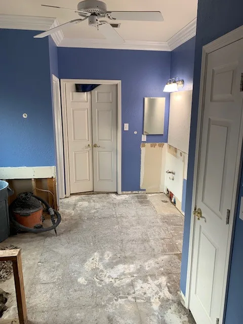 Quarter-Century Home, Master Bath Upgrade by Redoux, LLC. - Photo 27
