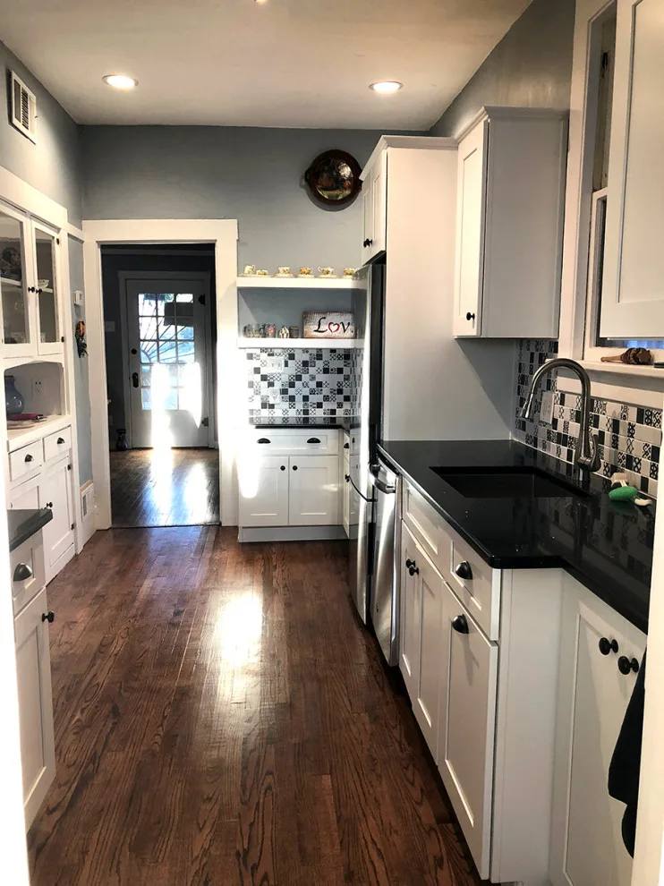 Third Avenue Bungalow by Davis Kitchens - Photo 4