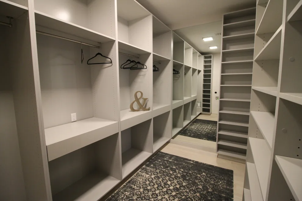 Eighth Avenue by Avant Modern Cabinets - Photo 6