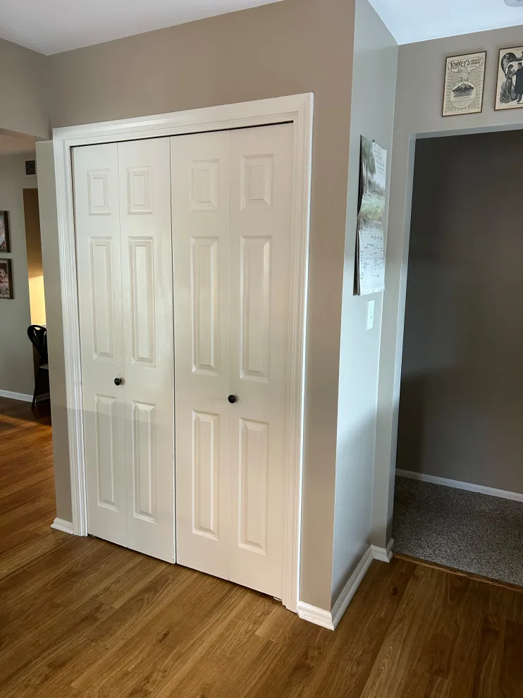 A Contemporary Kitchen Makeover by Kitchen Solvers Of Fort Wayne & Toledo - Photo 7