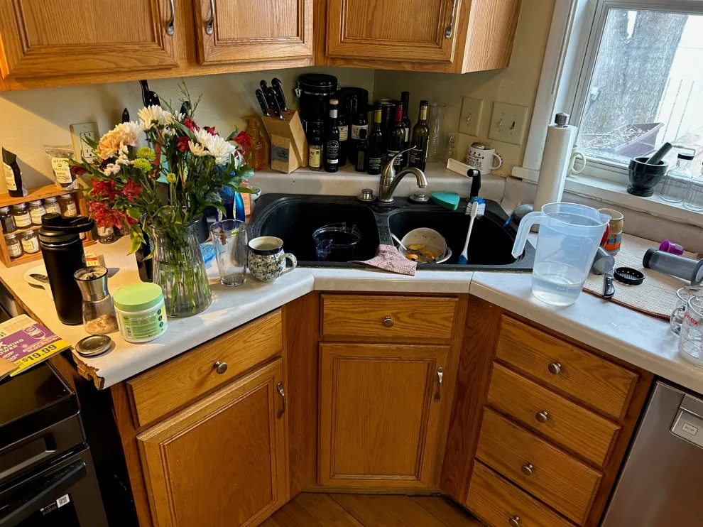 Contemporary Elegance in Morning Dew Cabinets by Kitchen Solvers Of Eau Claire - Photo 5