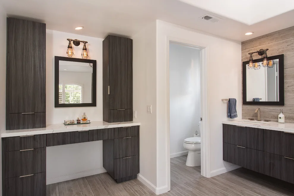 Contemporary Rustic Full Bathroom Renovation in Thousand Oaks, CA 2018 by Flat Rate Remodeling, Inc. - Photo 2