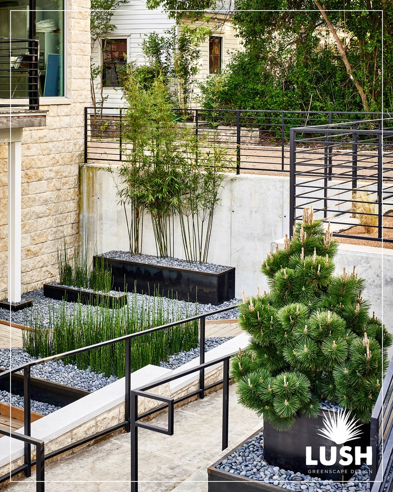 iGavel Auctions by LUSH GreenScape Design - Photo 6