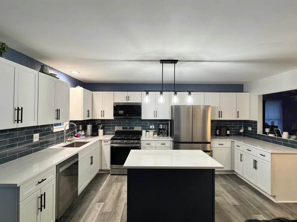 Intelligent Hybrid Kitchen Makeover by Kitchen Solvers Of Grayslake - Photo 11
