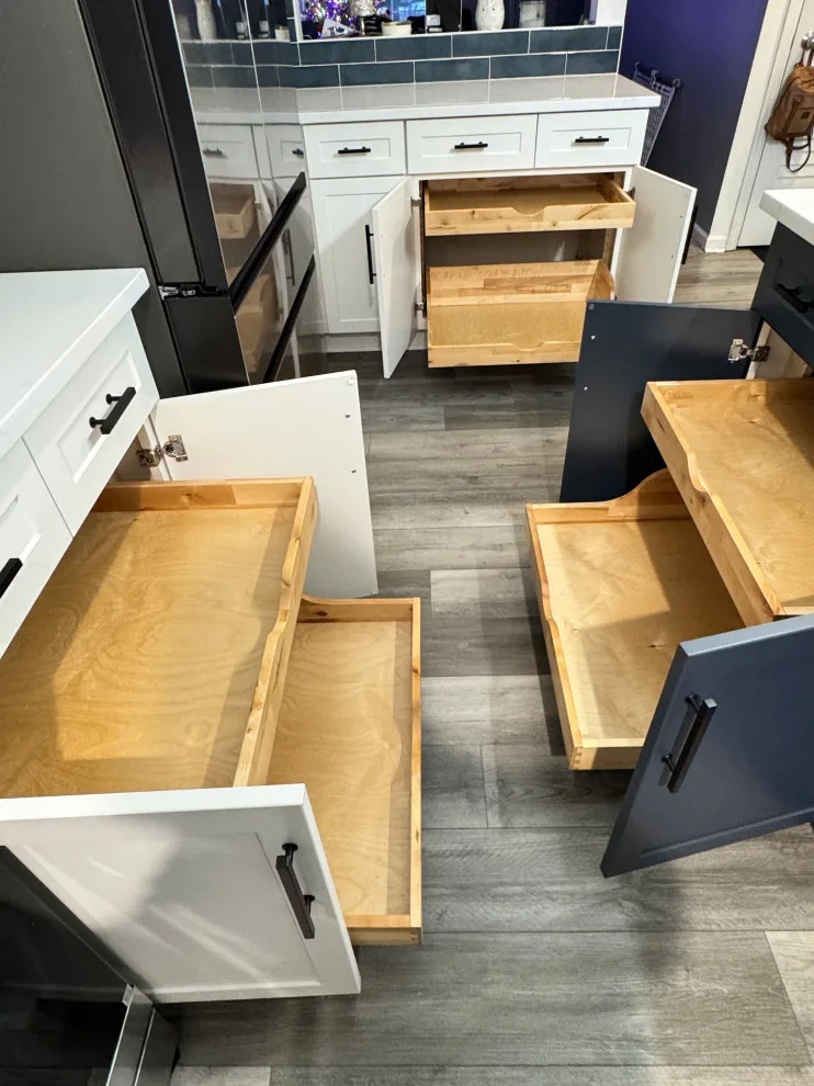 Intelligent Hybrid Kitchen Makeover by Kitchen Solvers Of Grayslake - Photo 2