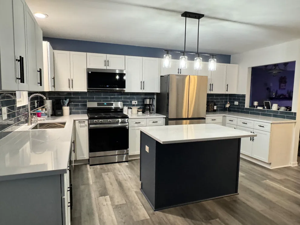 Intelligent Hybrid Kitchen Makeover by Kitchen Solvers Of Grayslake - Photo 5