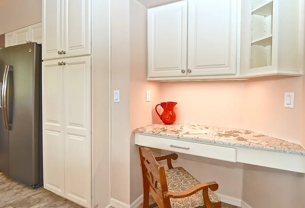 An Elegant Open-Plan Kitchen in Bradenton by Gilbert Design Build - Photo 7