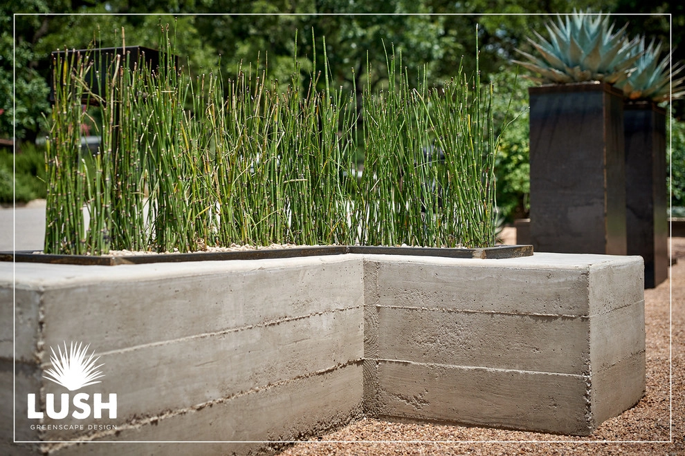 Campaigne Residence by LUSH GreenScape Design - Photo 2