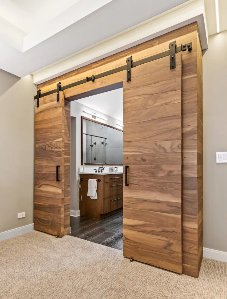 A Shift in the Western Suburbs by Airoom Architects-Builders-Remodelers - Photo 4