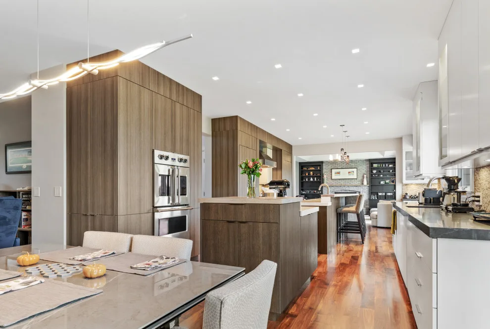 A Shift in the Western Suburbs by Airoom Architects-Builders-Remodelers - Photo 11