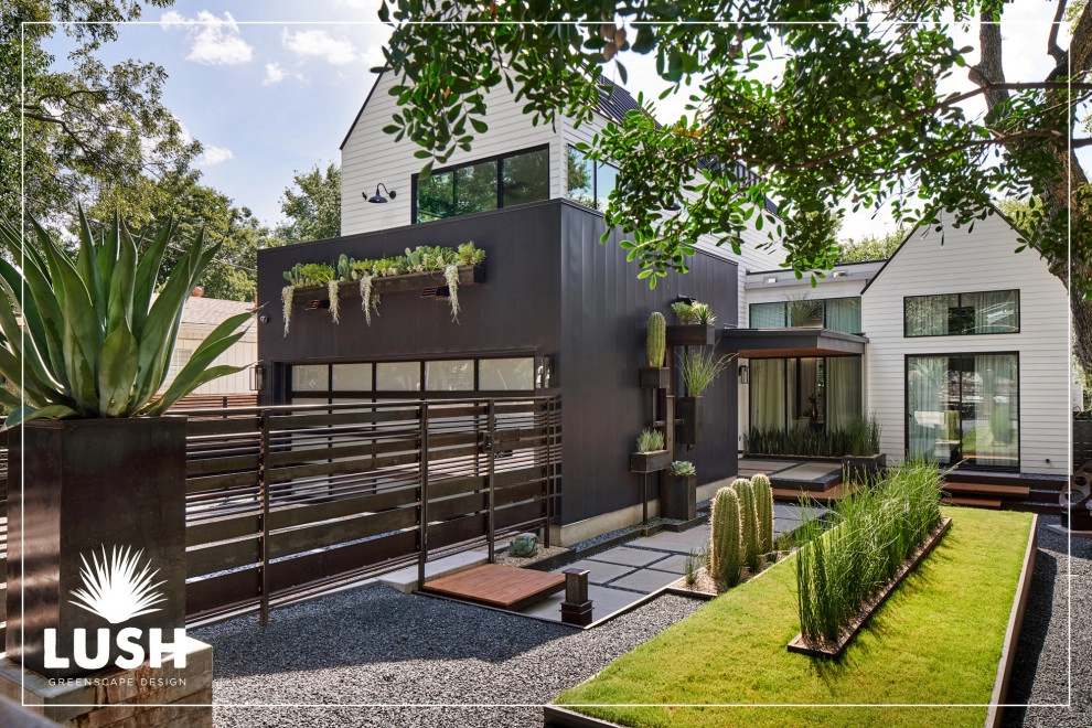 Casa Medrano by LUSH GreenScape Design - Photo 25