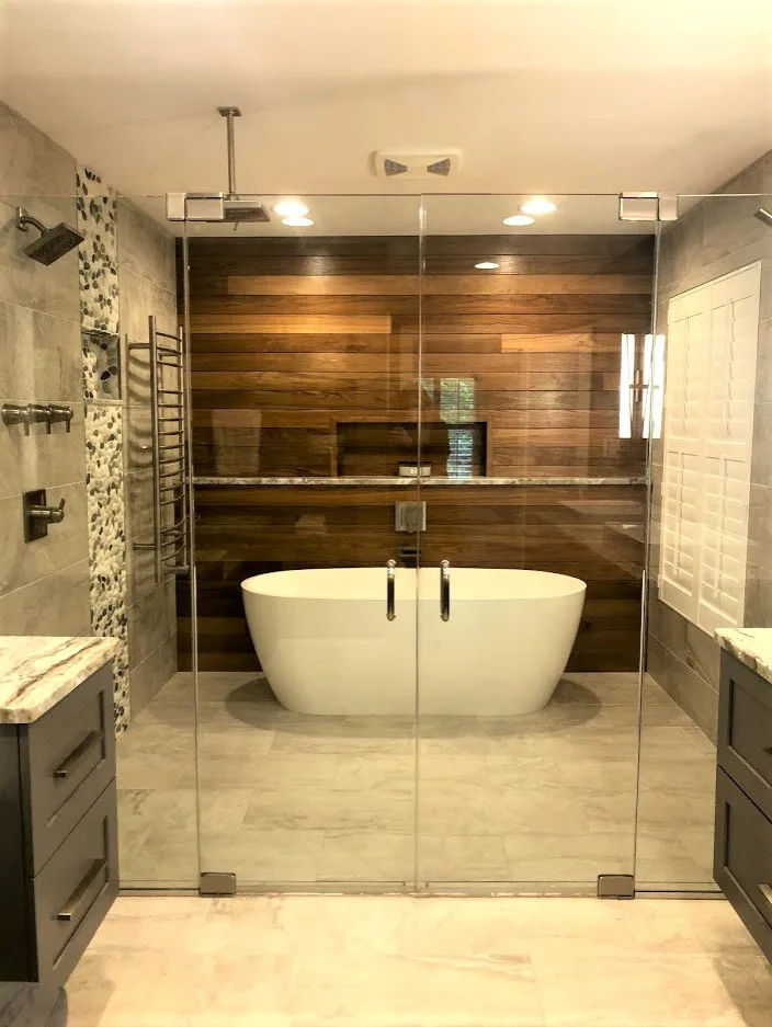Aberdeen Primary Bathroom by Whitney Garrett / Kenwood Kitchens - Photo 15